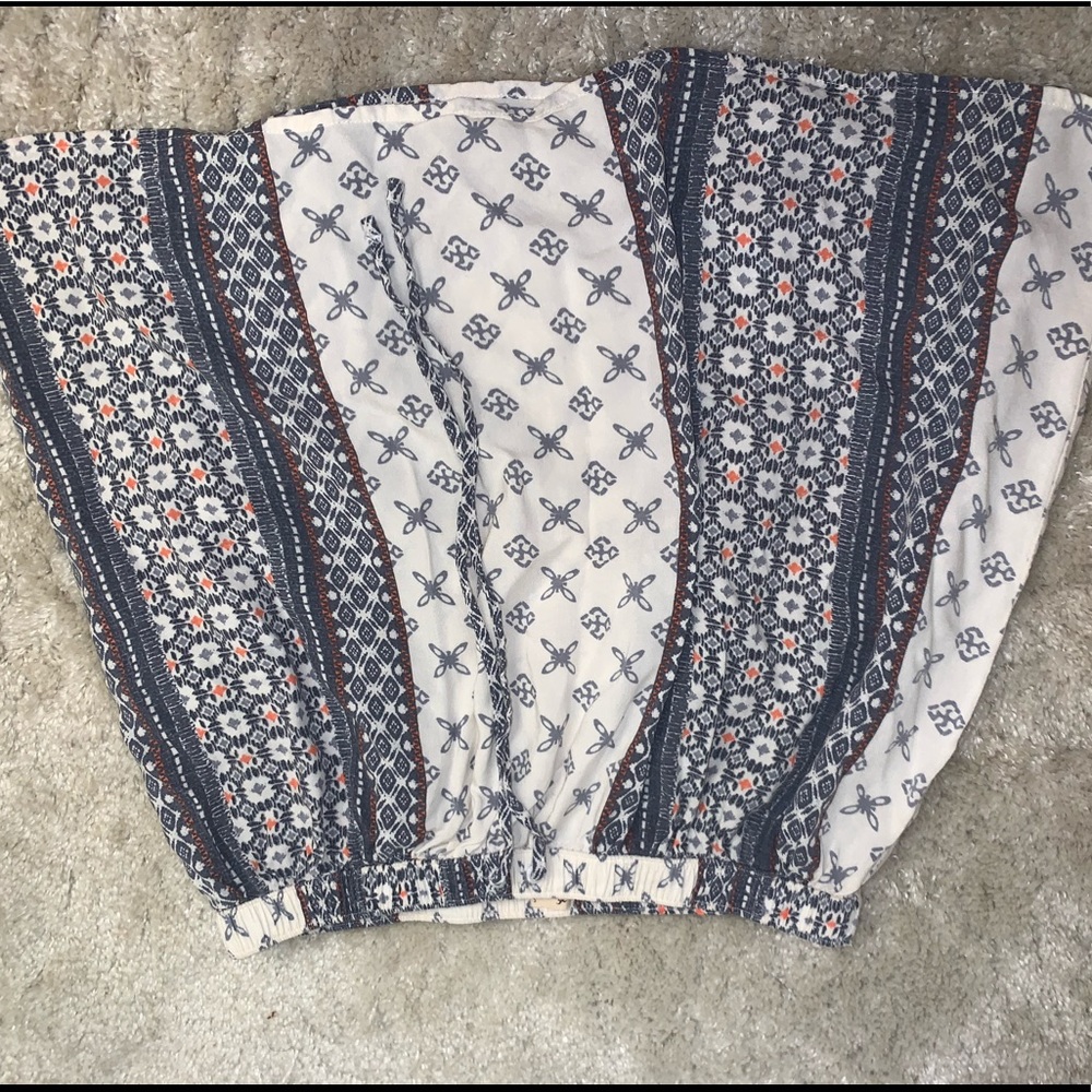 Hollister skirt - Picture 3 of 4